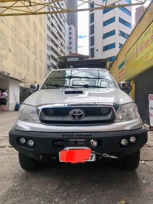 TOYOTA HILUX 3.0 SRV 4X4 CD 16V TURBO INTERCOOLER DIESEL 4P AUTOMÁTICO TOYOTA HILUX 3.0 SRV 4X4 CD 16V TURBO INTERCOOLER DIESEL 4P AUTOMÁTICO